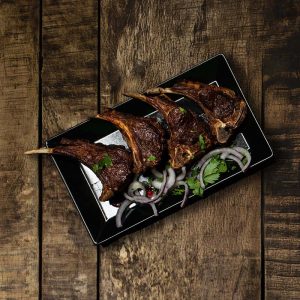 ŠAŠLIK JEHNĚČÍ LAMB SHASHLIK ШАШЛЫК ИЗ БАРАНИНЫ