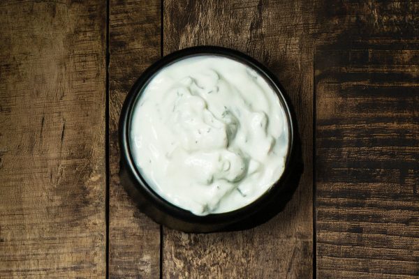 ZAKYSANÁ SMETANA S ČESNEKEM | SOUR CREAM WITH GARLIC | СМЕТАНА С ЧЕСНОКОМ